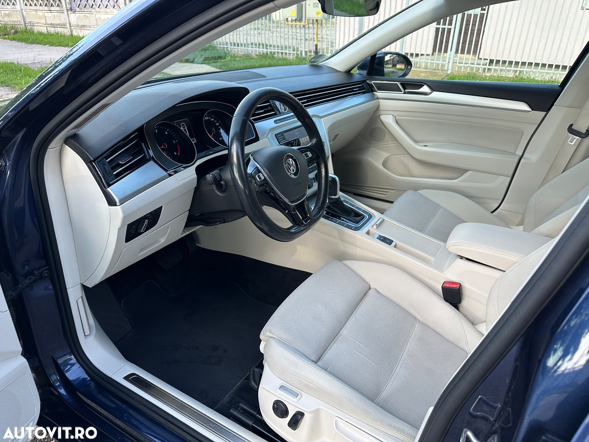 Volkswagen Passat Variant 2.0 TDI DSG (BlueMotion Technology) Highline - 14