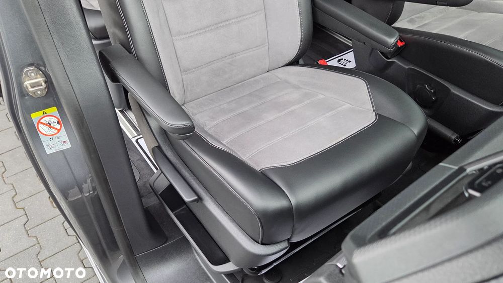 Volkswagen Multivan 2.0 TDI L1 Highline DSG - 11