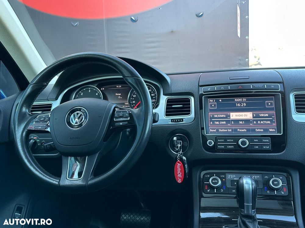 Volkswagen Touareg - 8
