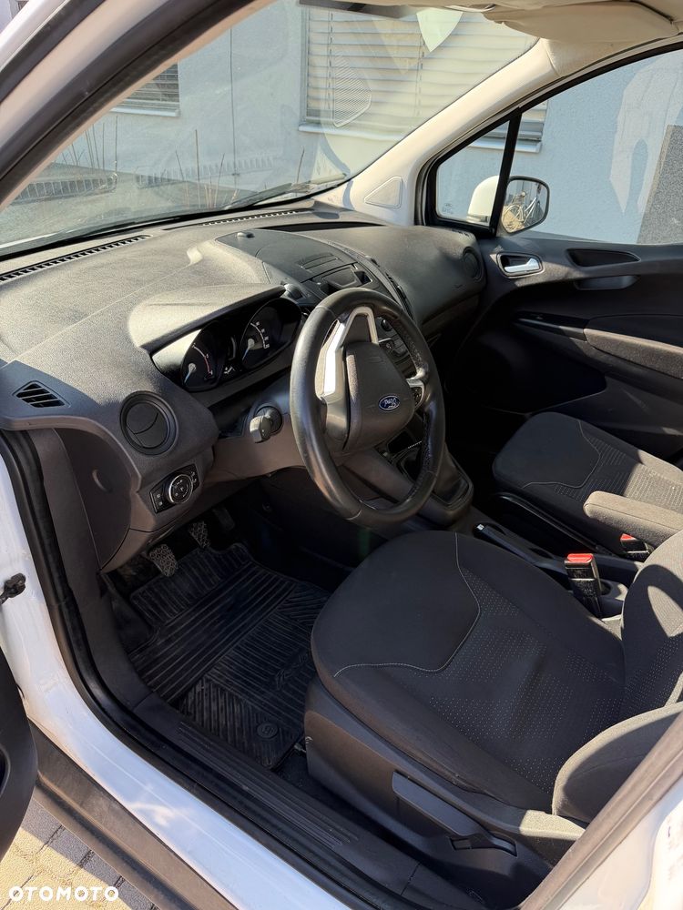 Ford Transit courier - 3