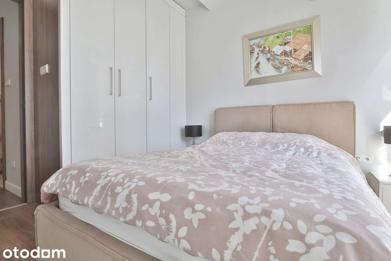 2 pokoje,48m2,ul. Wronia /Hotel Hilton/ OXYGEN/ Nowe z Tarasem /Garaż