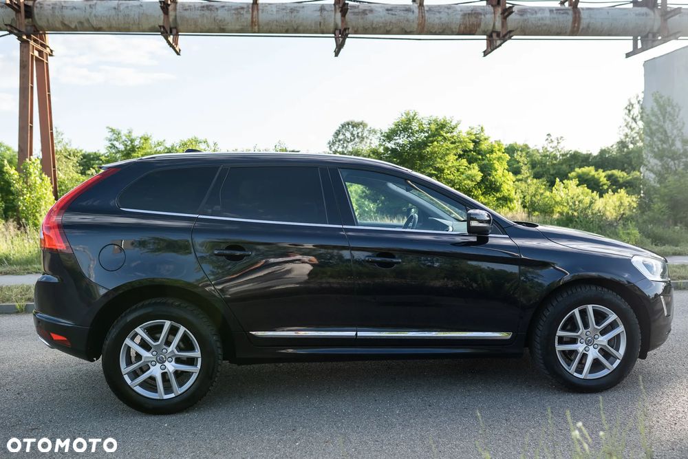 Volvo XC 60 D4 Geartronic Summum - 4