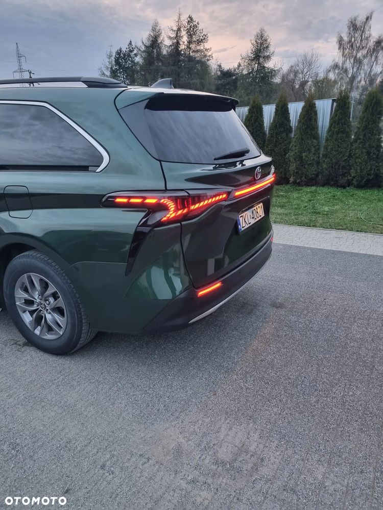Toyota Sienna - 29