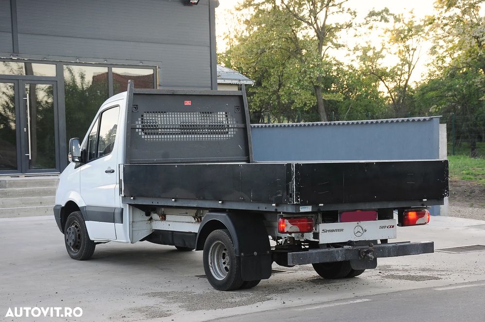 Mercedes-Benz Sprinter - 4