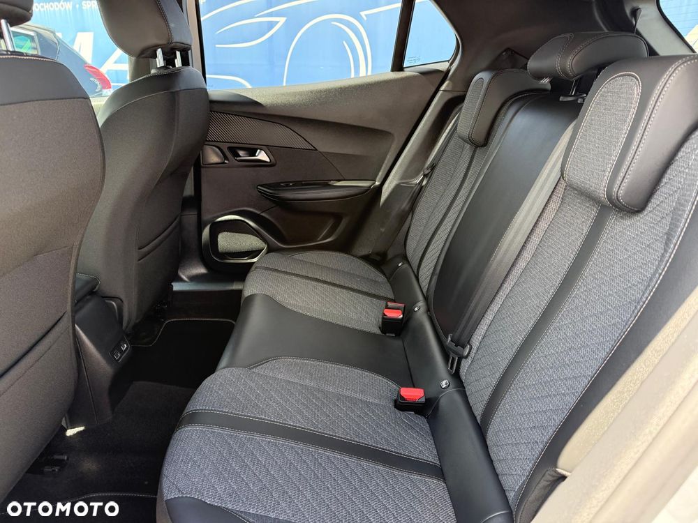 Peugeot 2008 PureTech 130 EAT8 Allure - 14