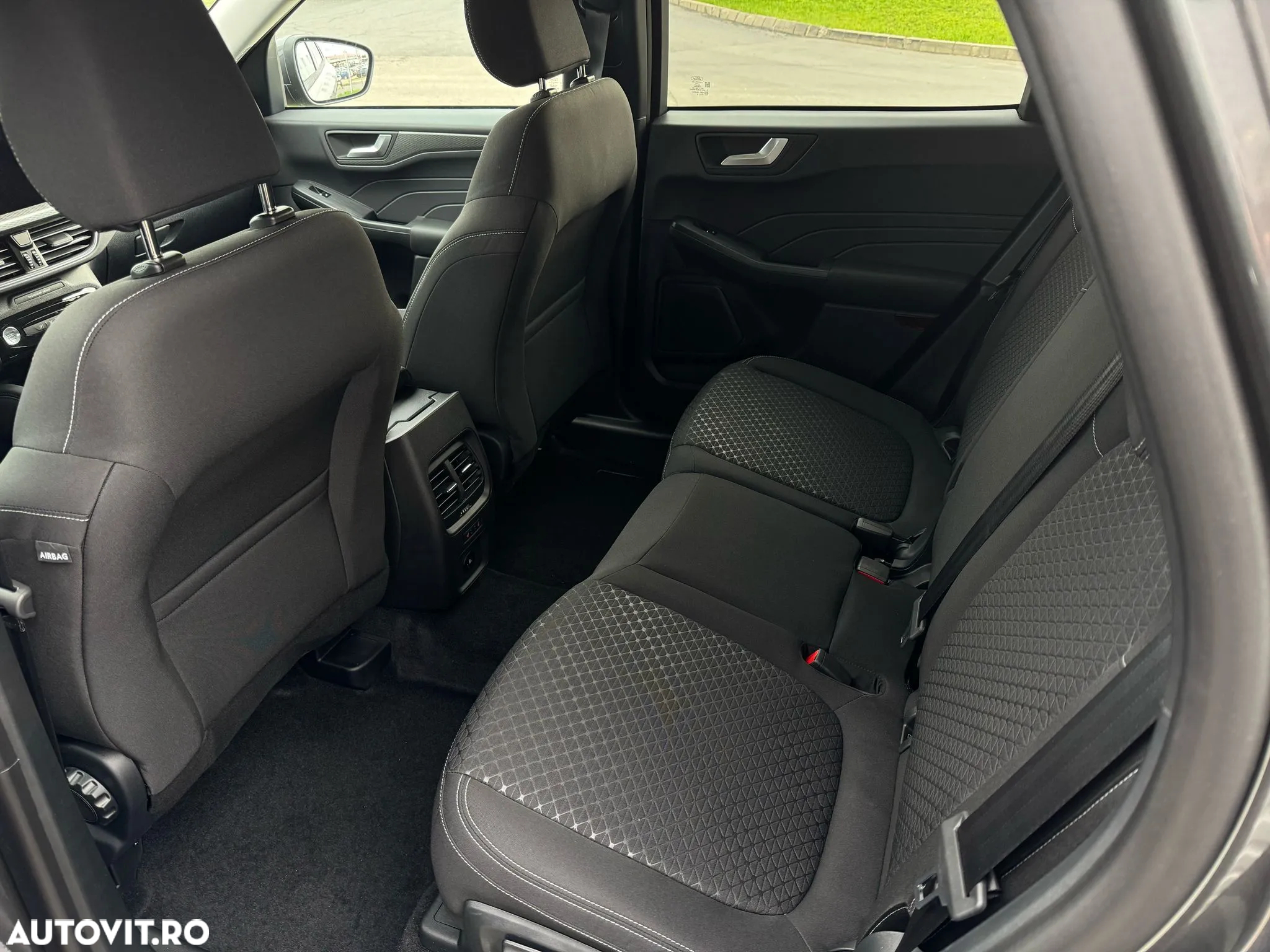 Ford Kuga 2.5 Duratec AWD FHEV Titanium - 11