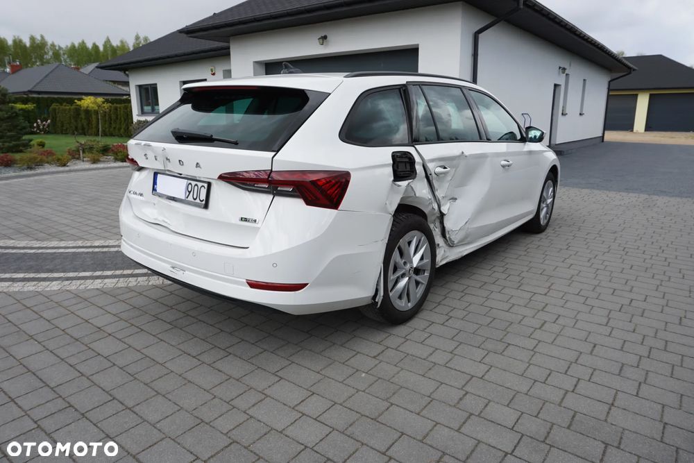 Skoda Octavia 1.5 TSI e-Tec Ambition DSG - 3