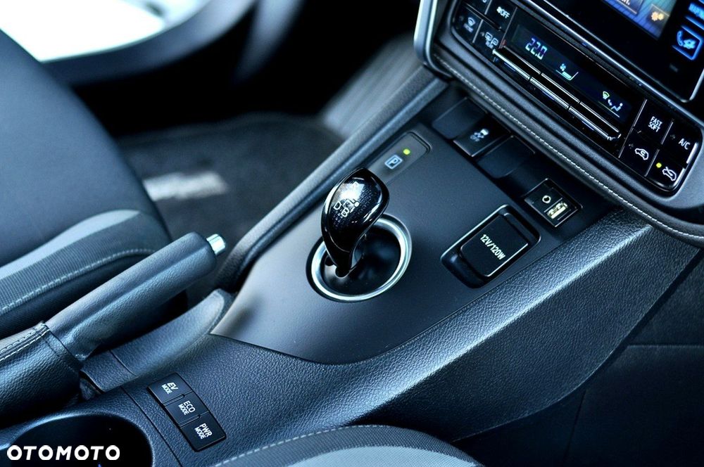 Toyota Auris - 16