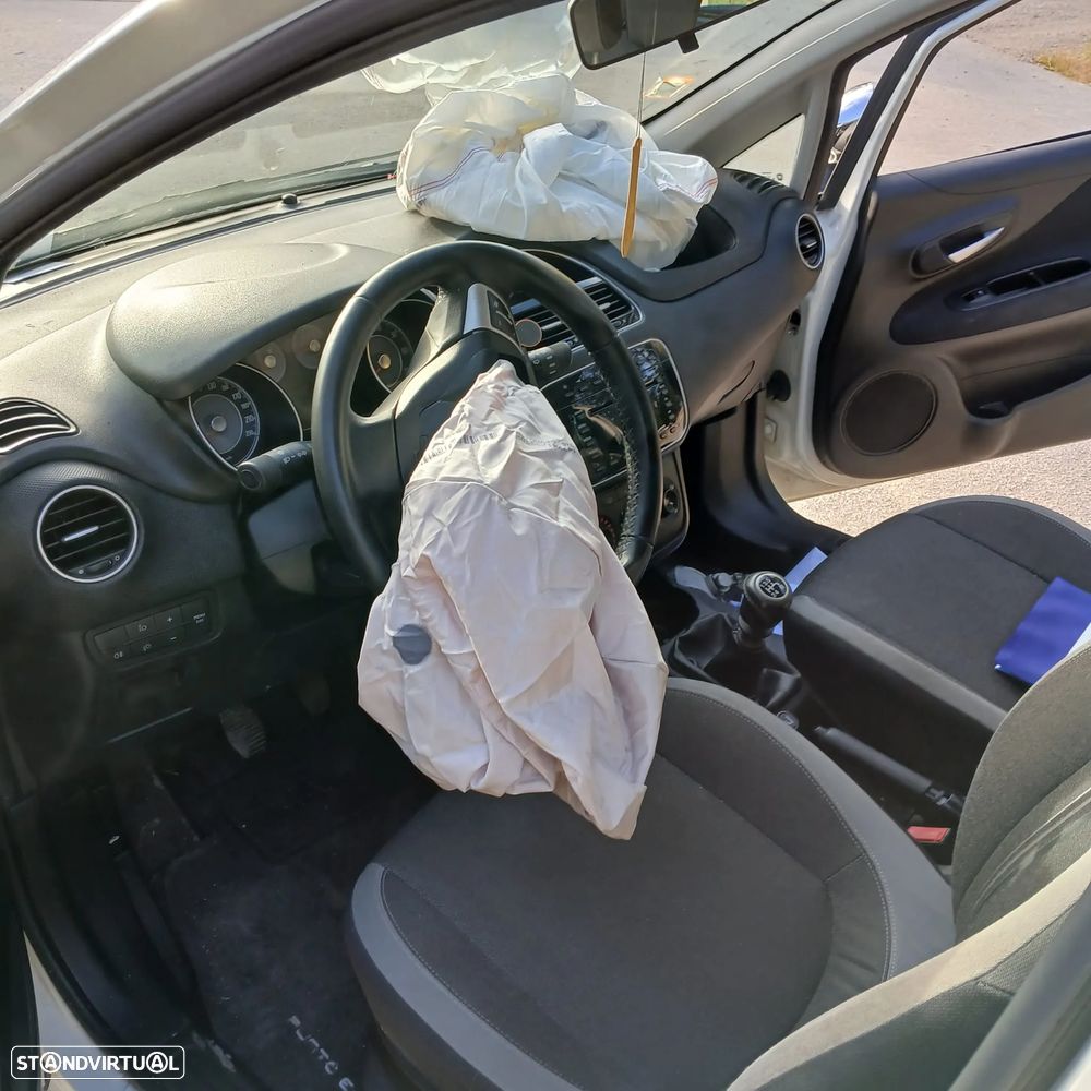 Fiat Punto 1.2 de 2013 – Peças Usadas (10201) - 5