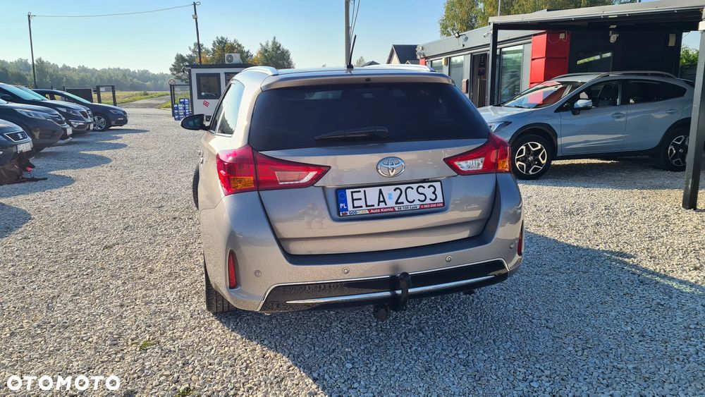 Toyota Auris 1.6 Premium Start - 8