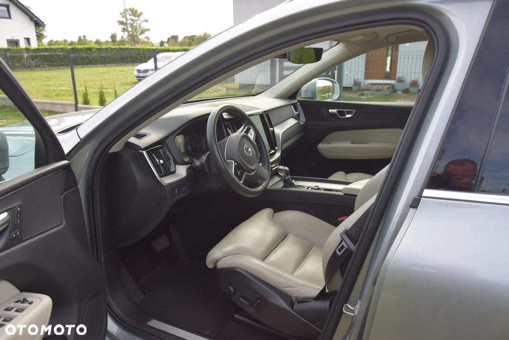 Volvo XC 60 D4 AWD Geartronic Inscription - 10