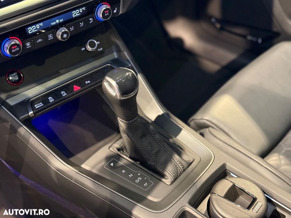 Audi RS Q3 RSQ3 2.5 TFSI quattro S tronic - 27