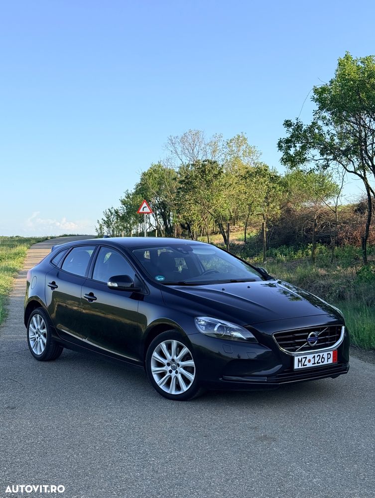 Volvo V40 D3 Geartronic Summum - 2
