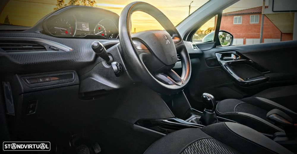 Peugeot 2008 1.6 BlueHDi Active - 13