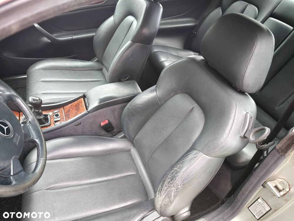 Mercedes-Benz CLK - 3