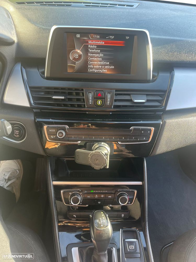 BMW 216 Active Tourer - 8