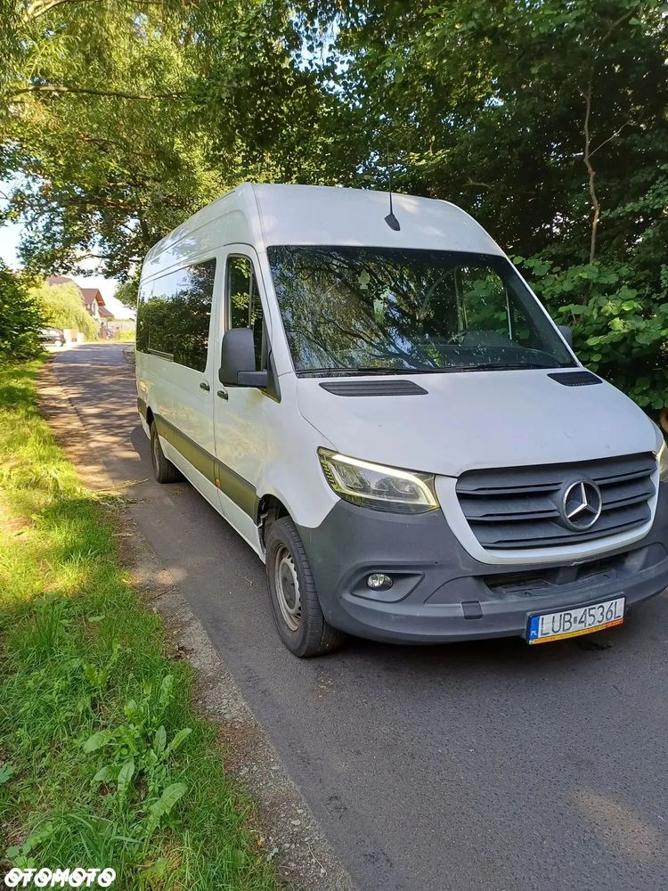 Mercedes-Benz Sprinter - 1