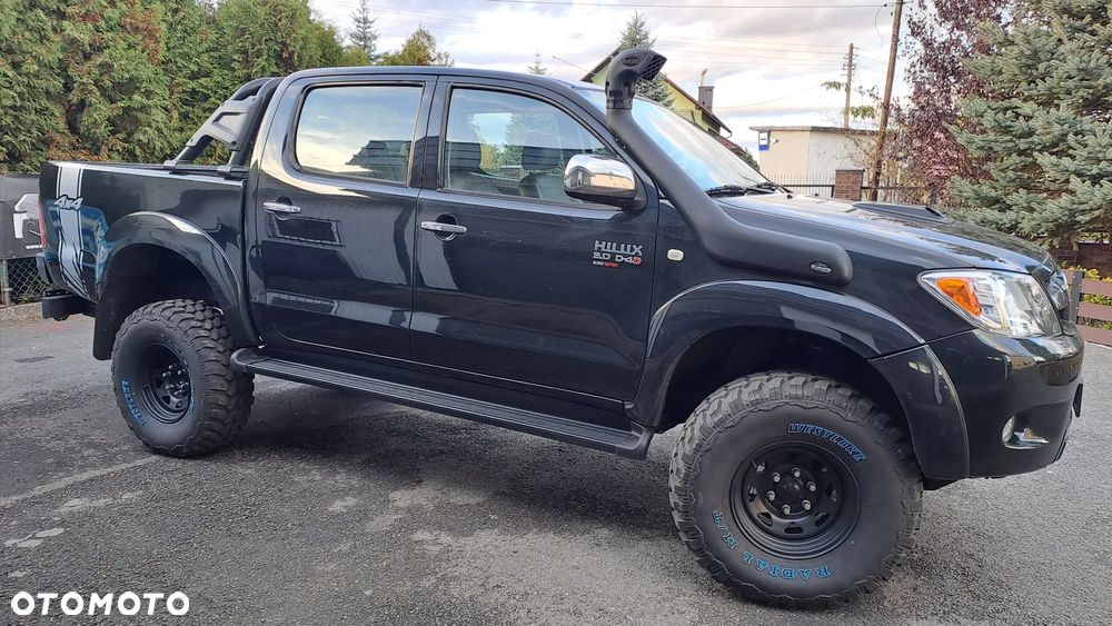 Toyota Hilux - 5