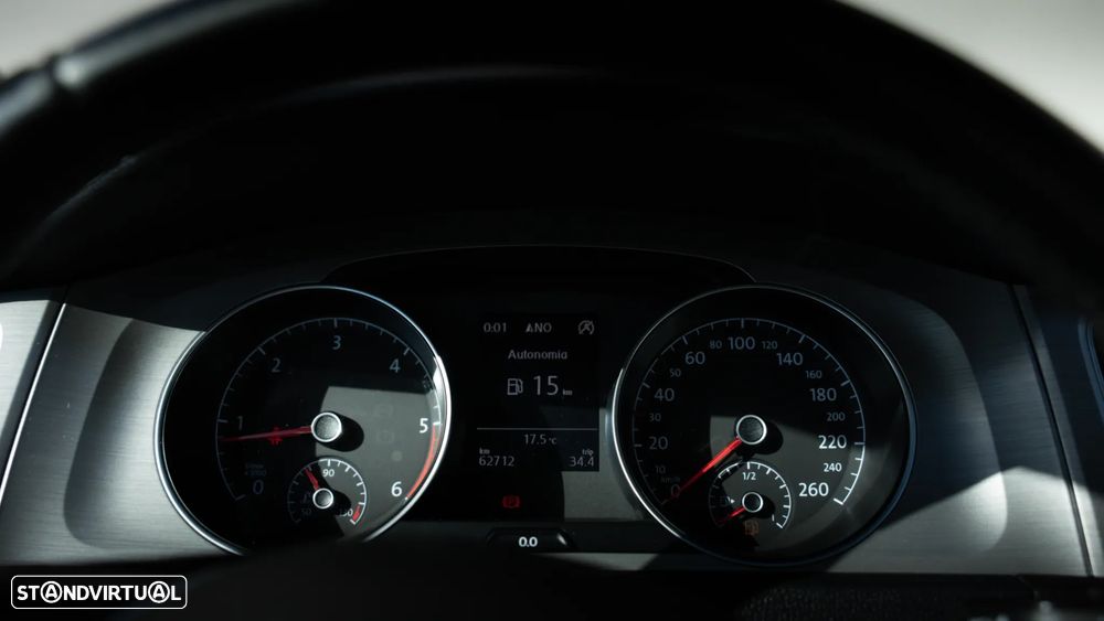 VW Golf Variant 1.6 TDi Confortline - 20