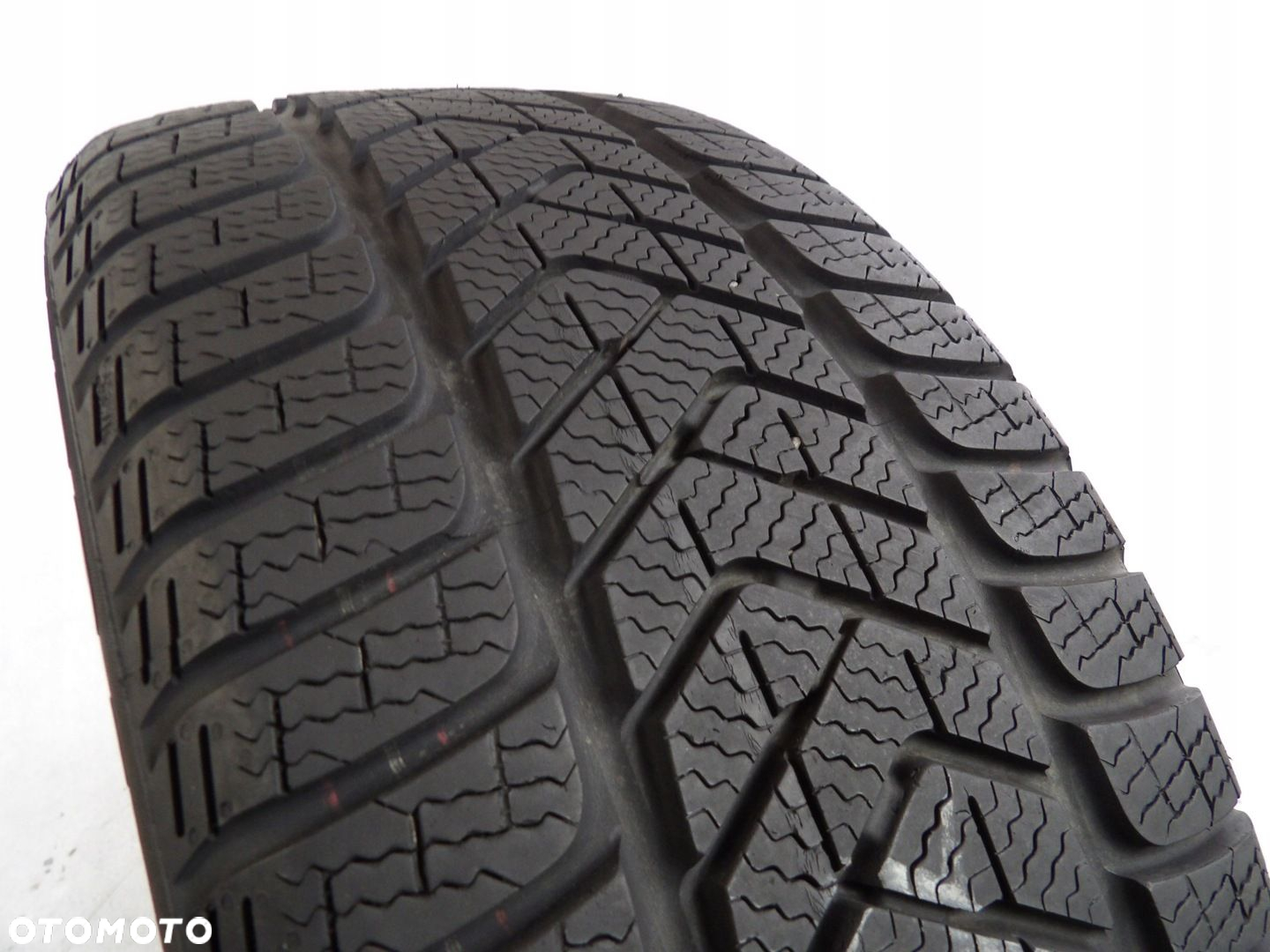 1x opona 225/45R17 PIRELLI SOTTOZERO 3 WINTER - 2
