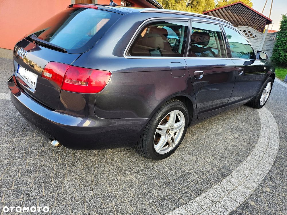Audi A6 Avant - 1