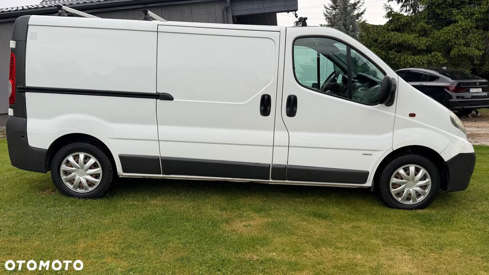 Opel Vivaro - 9