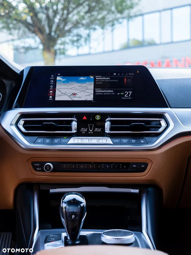 BMW Seria 3 318i - 16