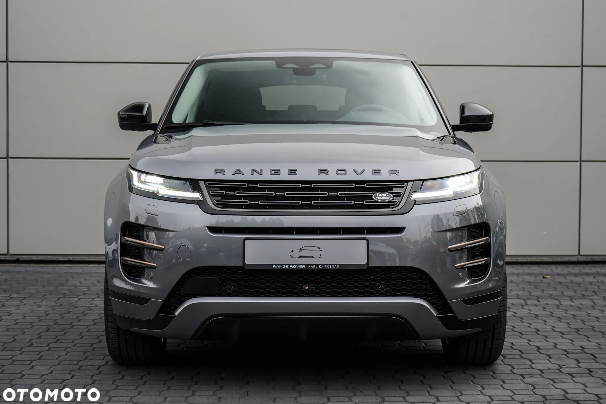 Land Rover Range Rover Evoque - 24