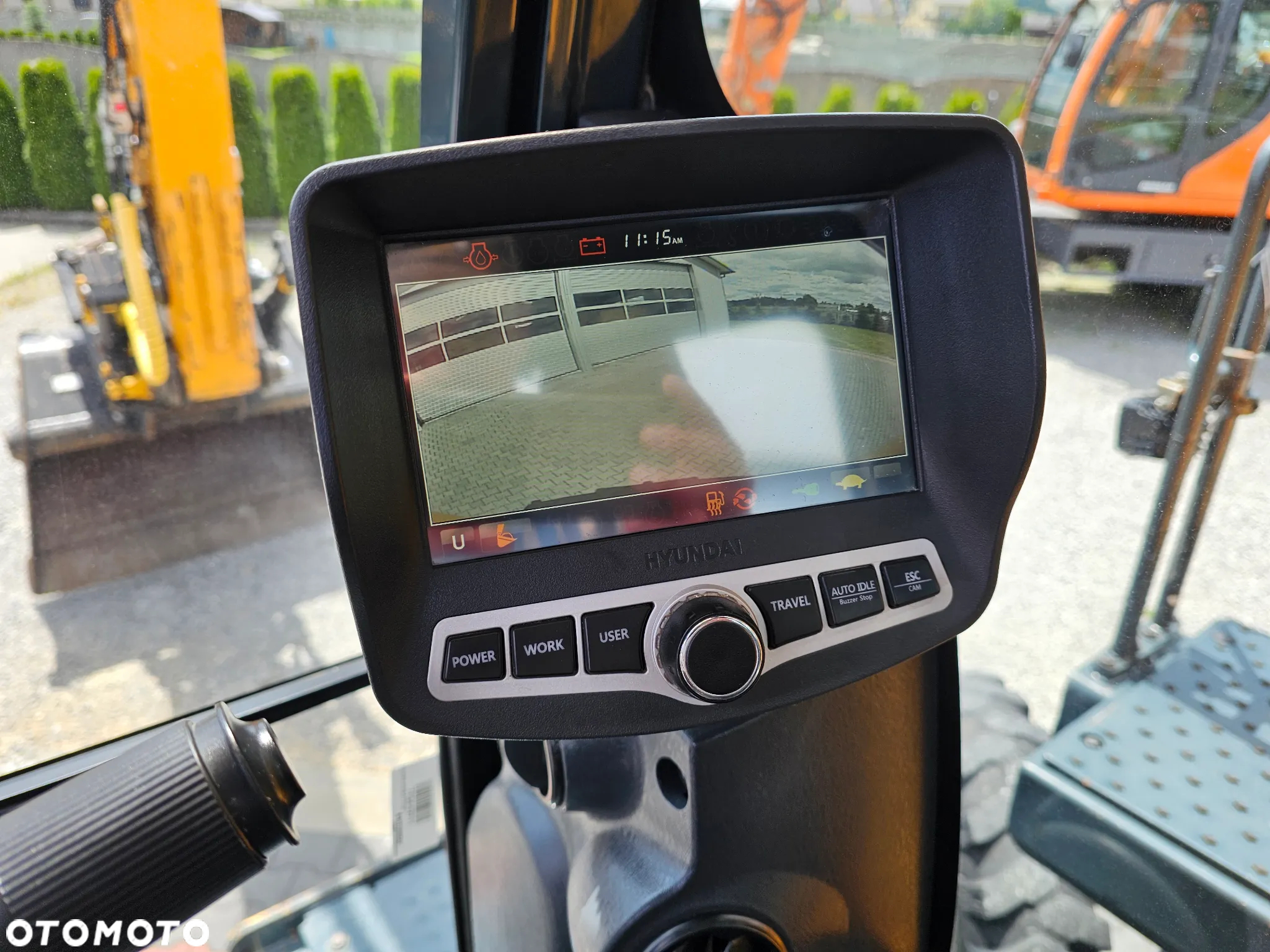 Hyundai 140 W 9 A - 29