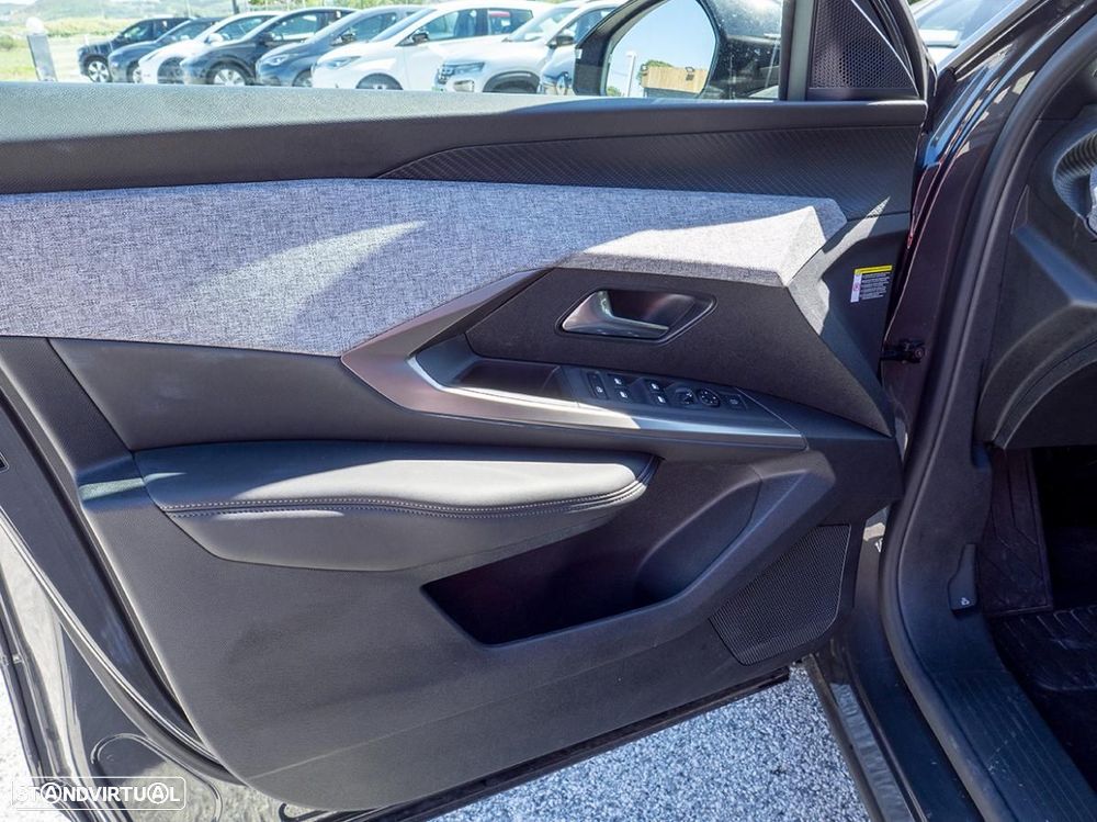 Peugeot E-3008 73 kWh GT - 20