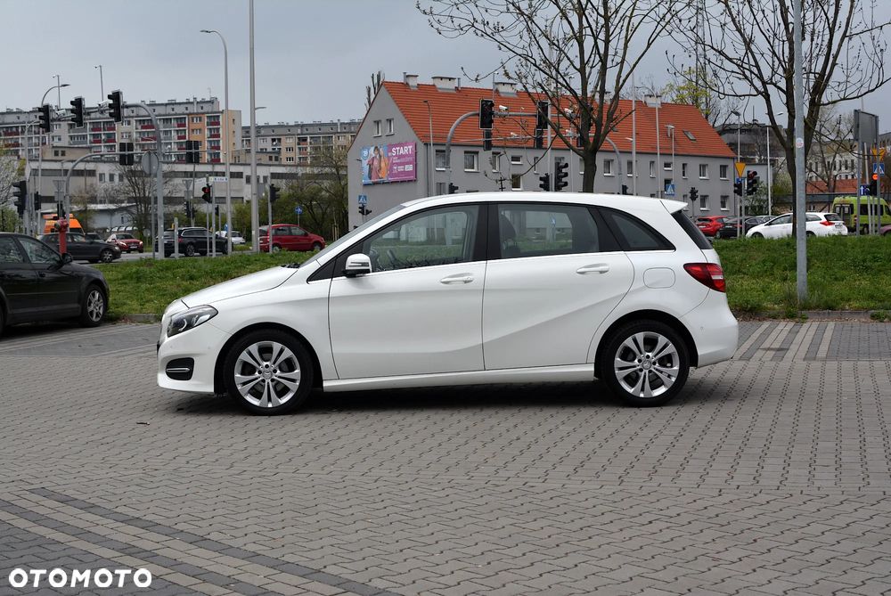 Mercedes-Benz Klasa B 200 7G-DCT Urban - 3