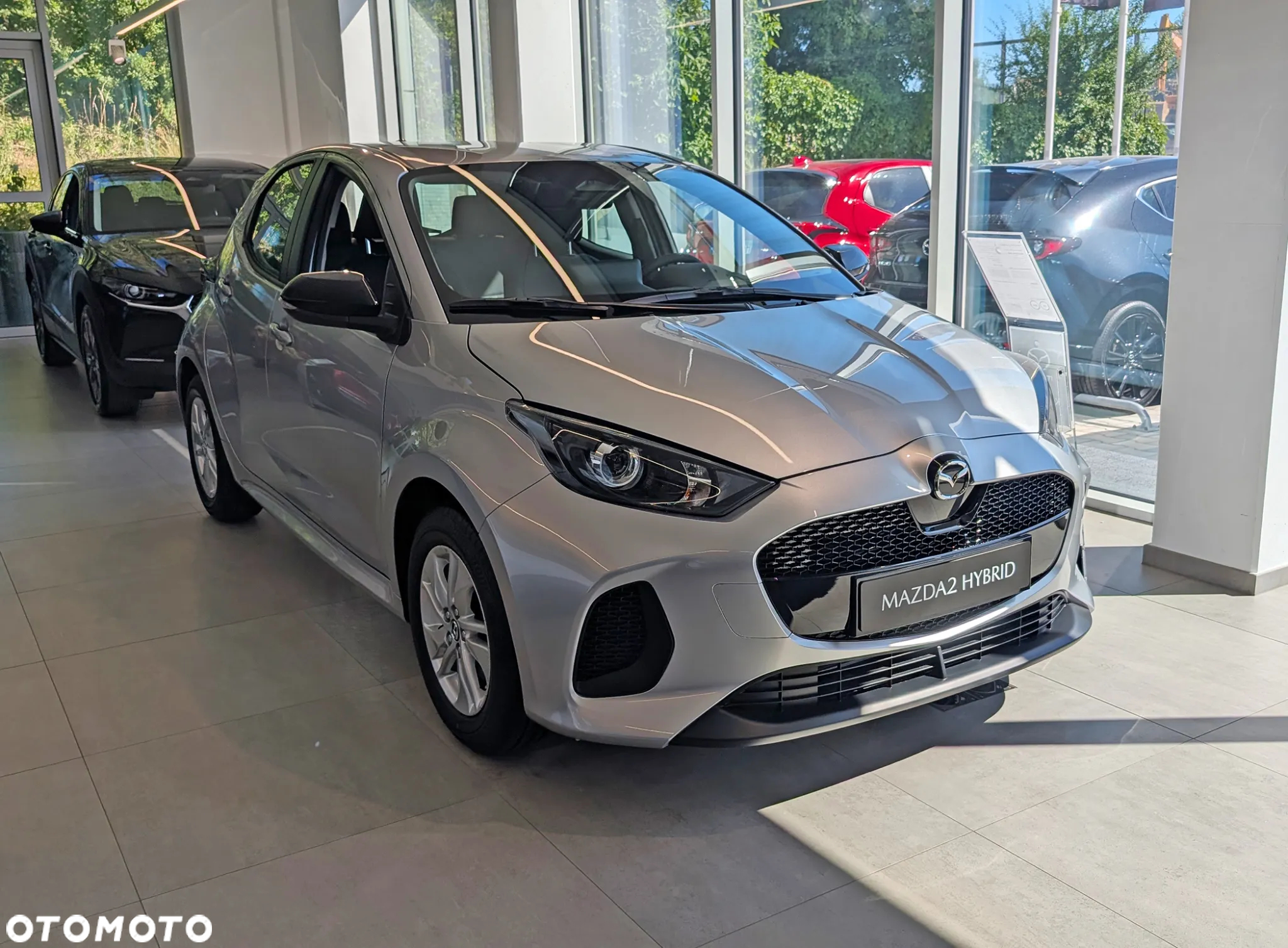 Mazda 2 Hybrid - 2