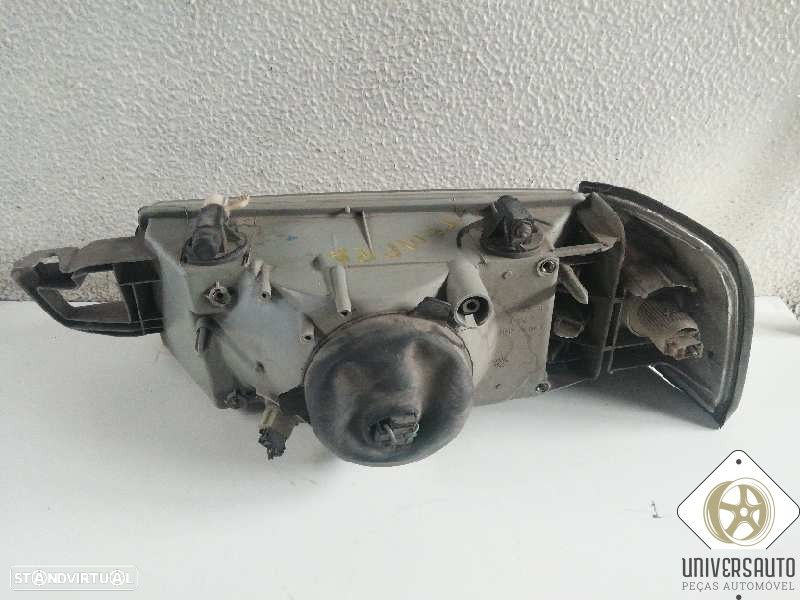 FAROL DIREITO FIAT TEMPRA 1990 - 4