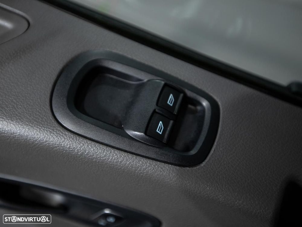 Ford Transit - 12