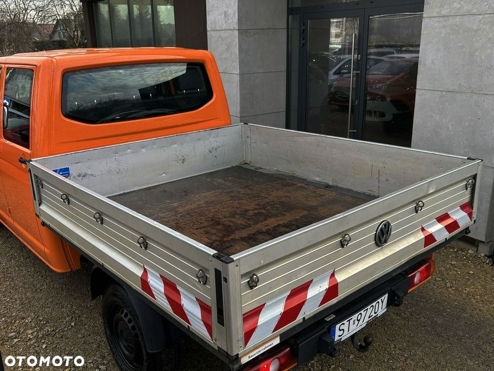Volkswagen Transporter - 28
