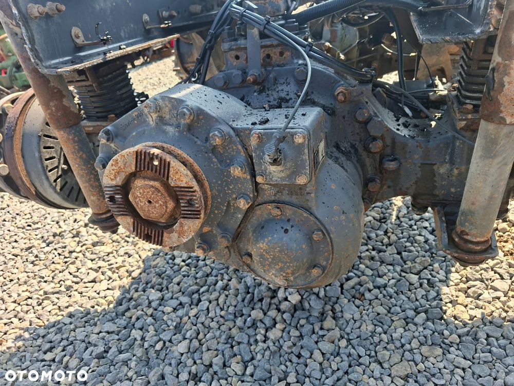 Mosty VOLVO FH FM 6x6 8x4 na tarczach na resorze - 6