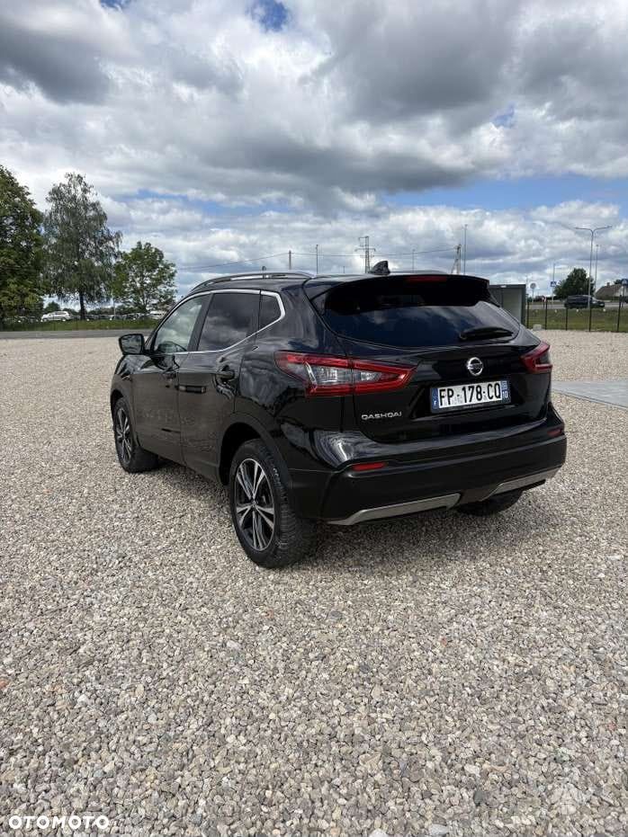 Nissan Qashqai - 2