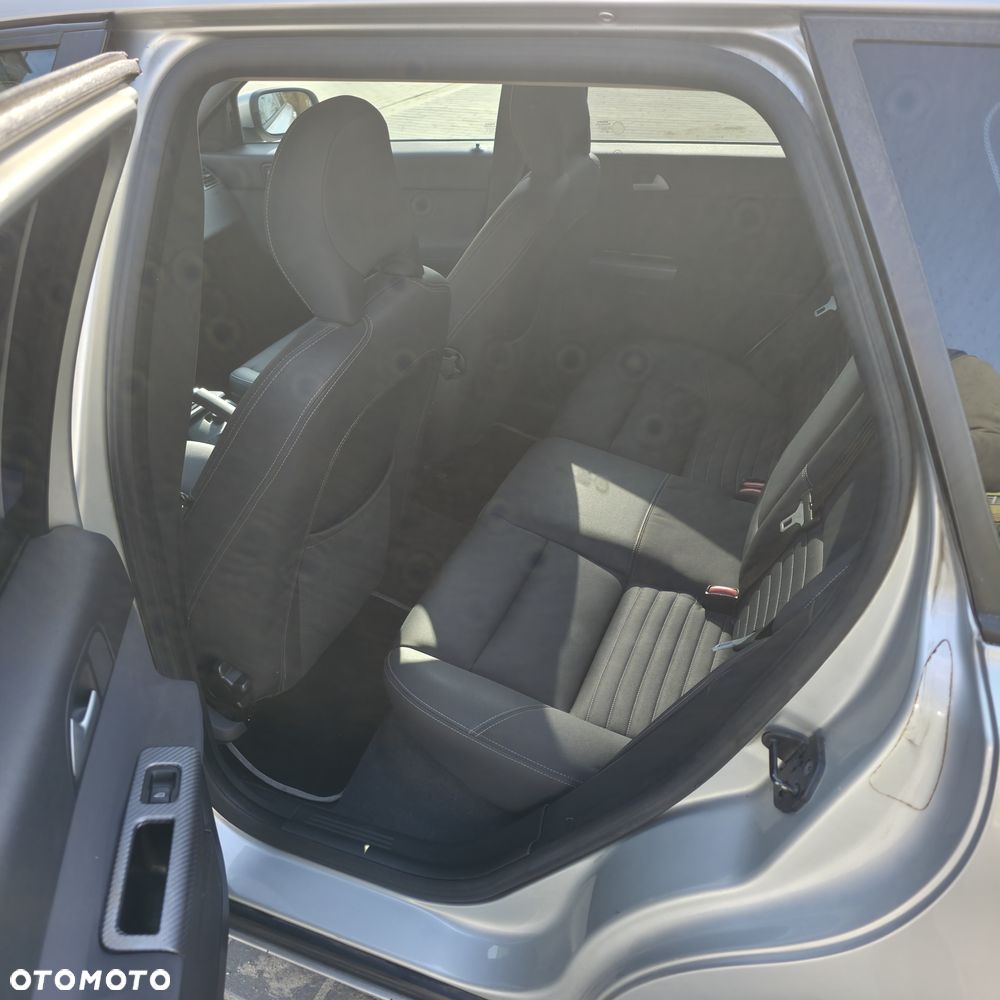 Volvo V50 2.0D - 5