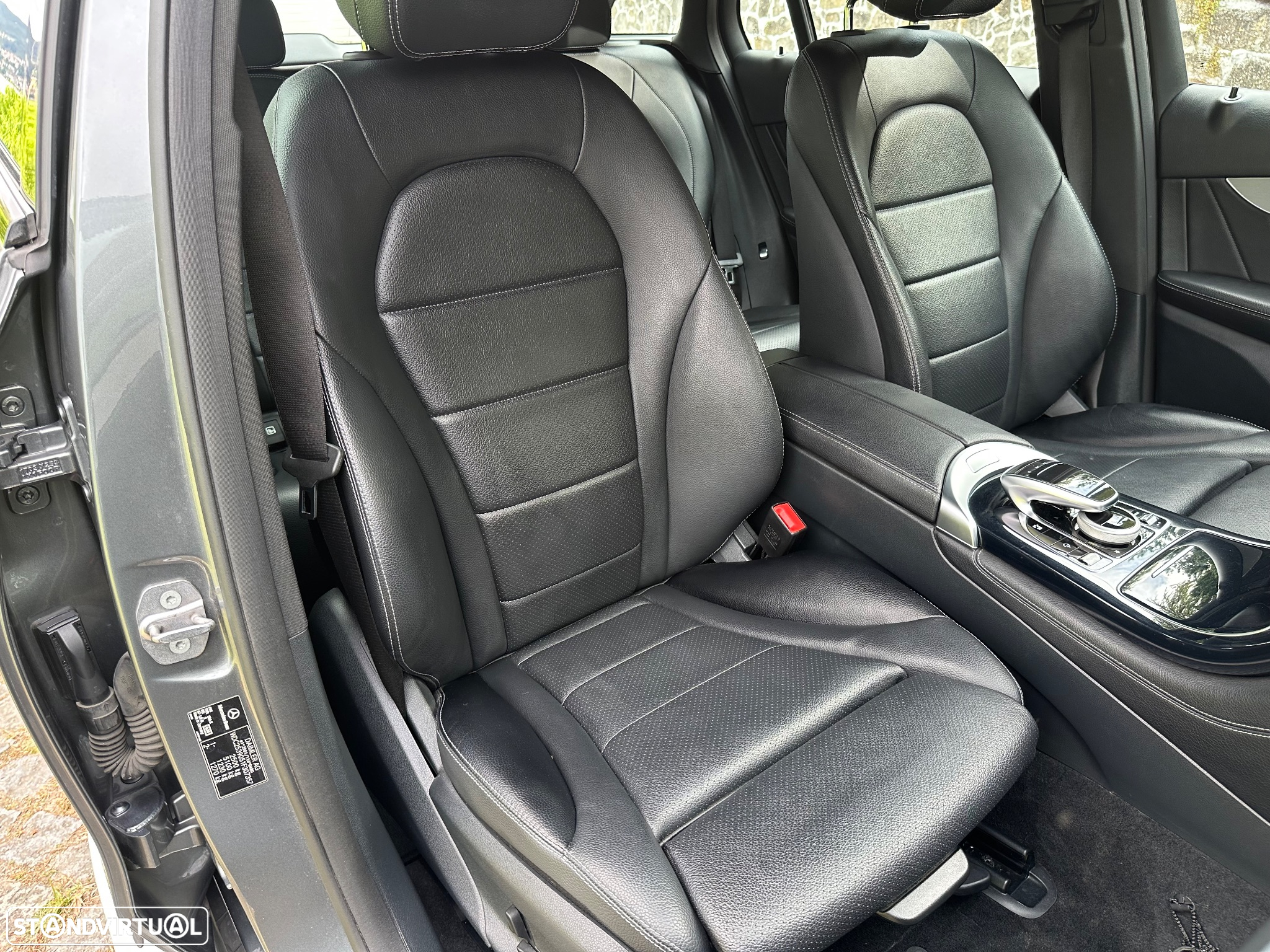 Mercedes-Benz GLC 220 - 26