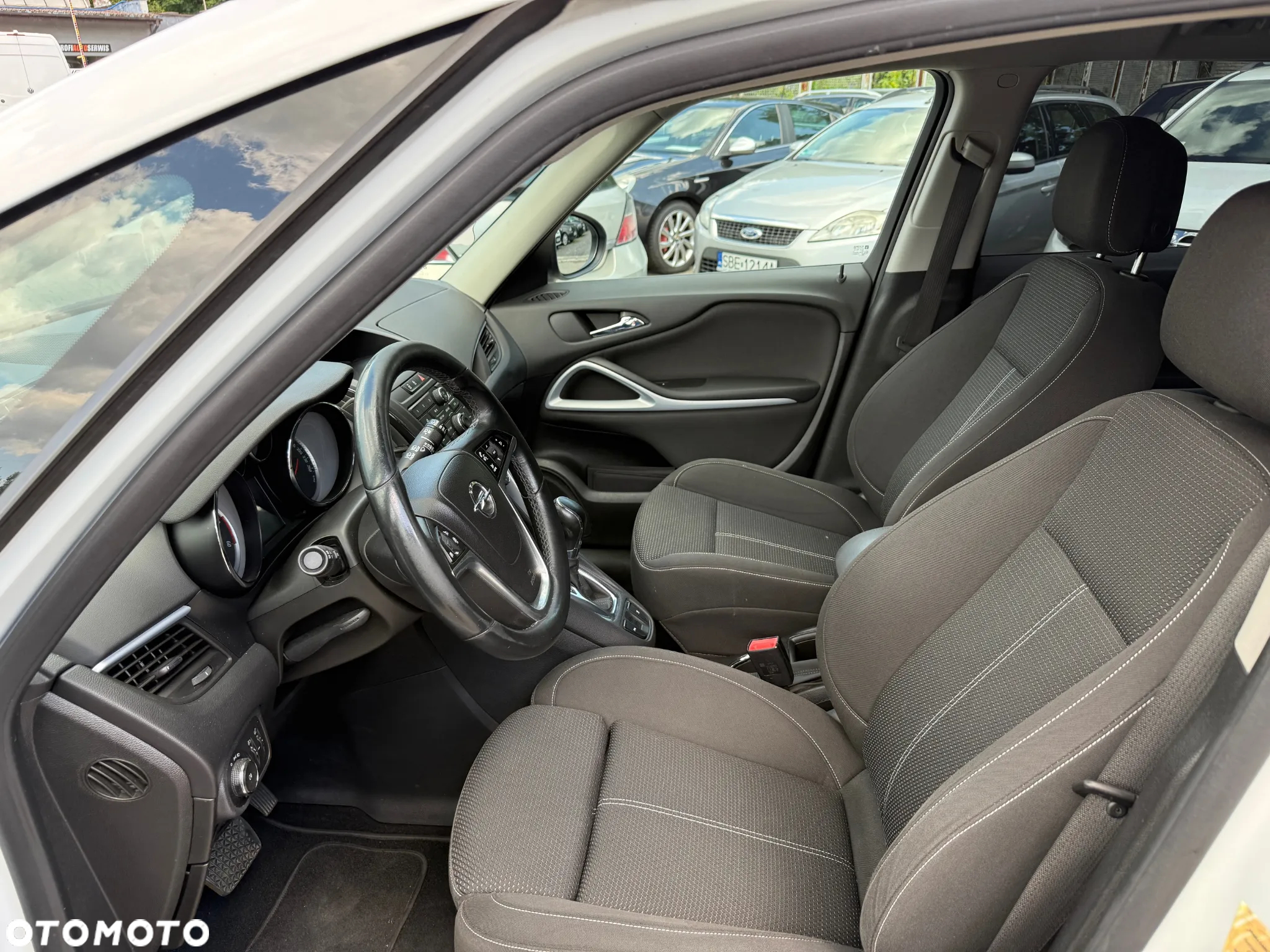 Opel Zafira - 11