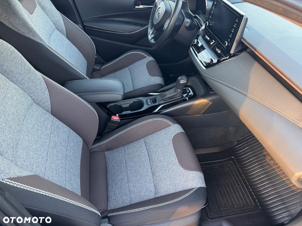 Toyota Corolla 1.8 Hybrid Trek - 20