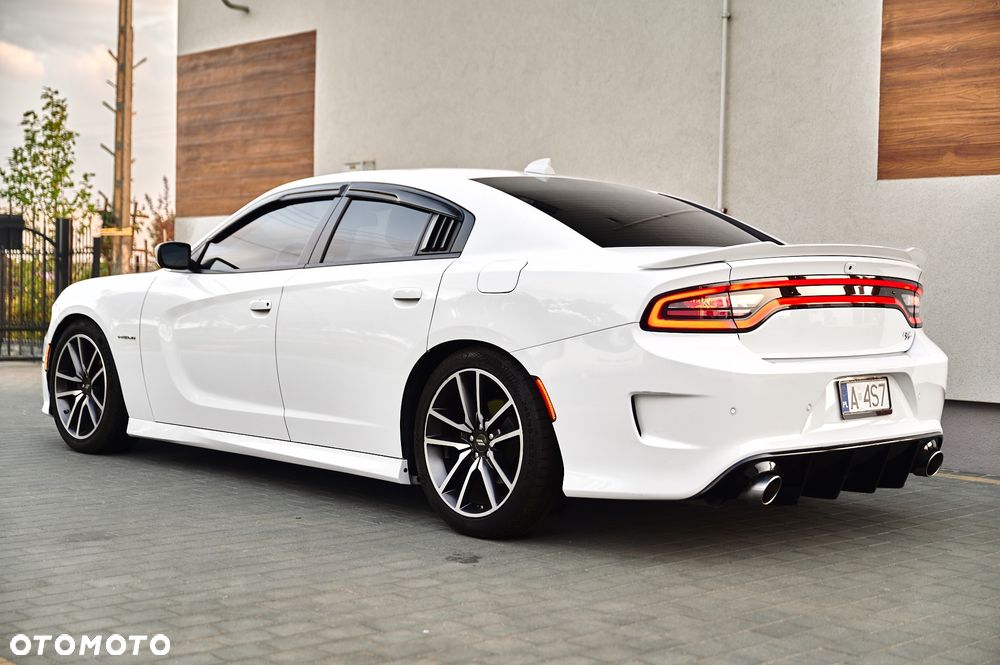 Dodge Charger 5.7 R/T - 9