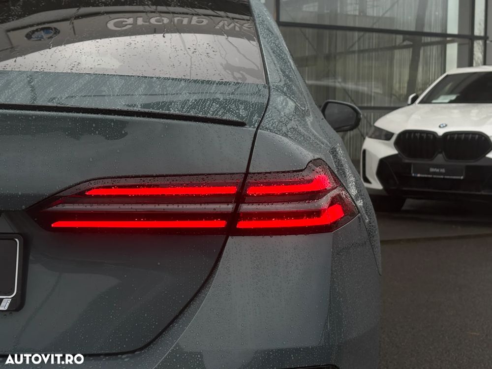 BMW Seria 5 520d xDrive AT MHEV - 21