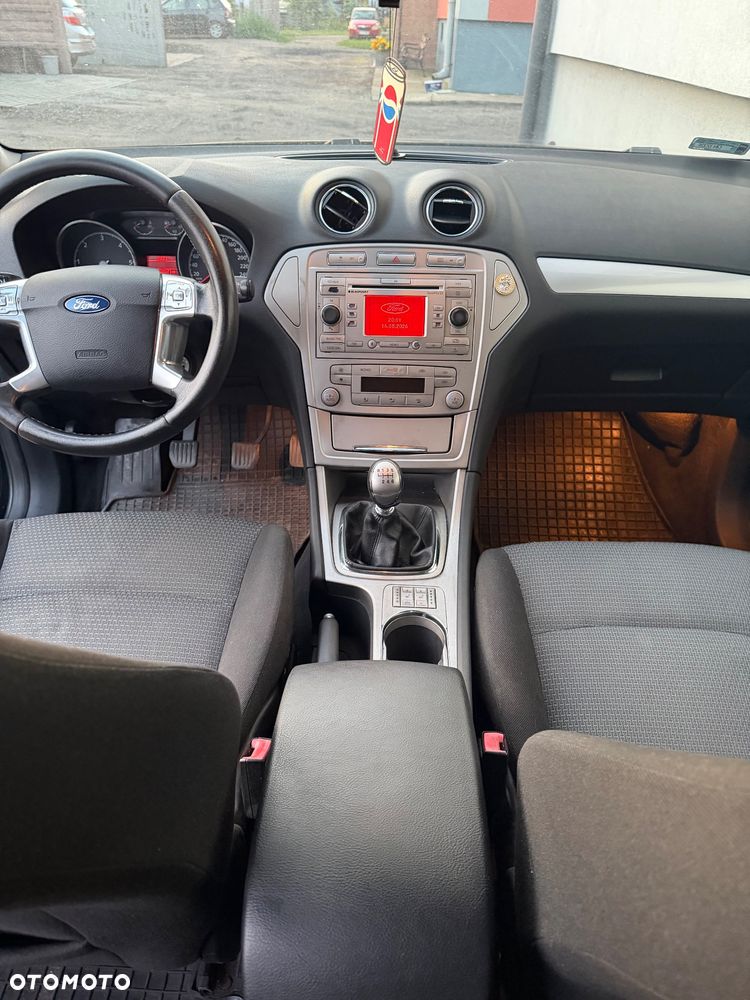 Ford Mondeo - 11