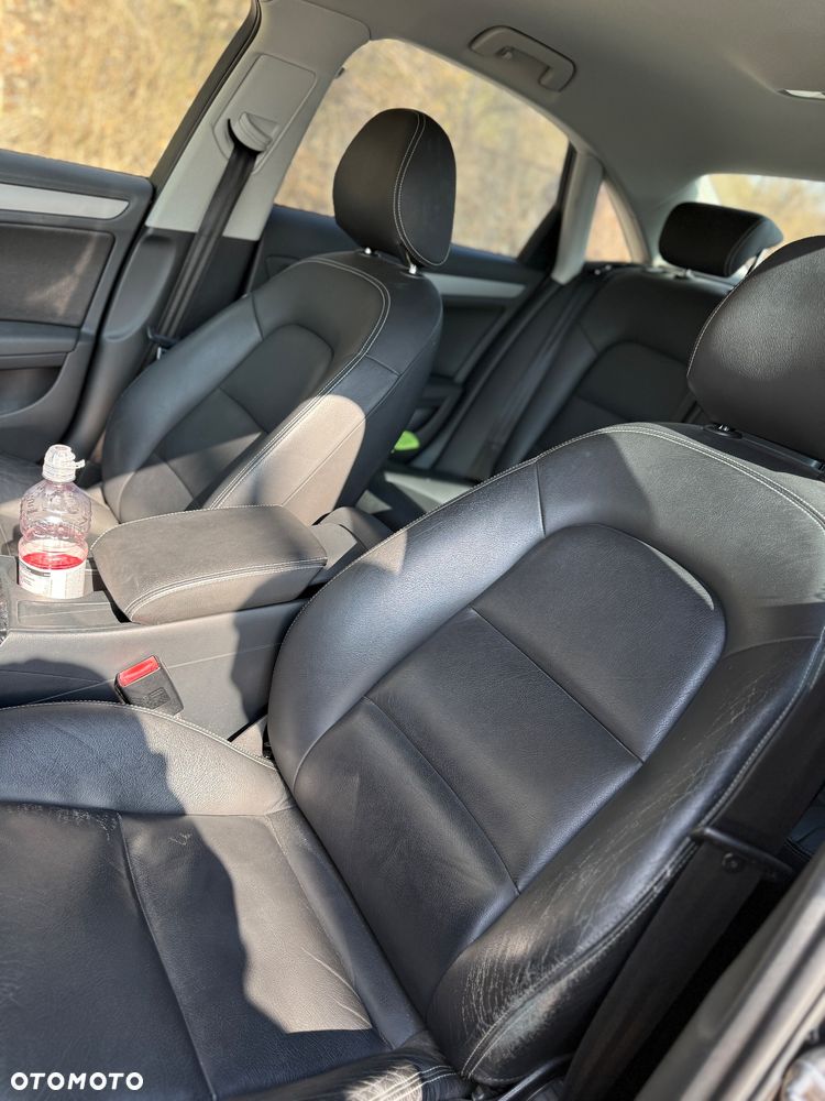 Audi A4 Limousine - 14