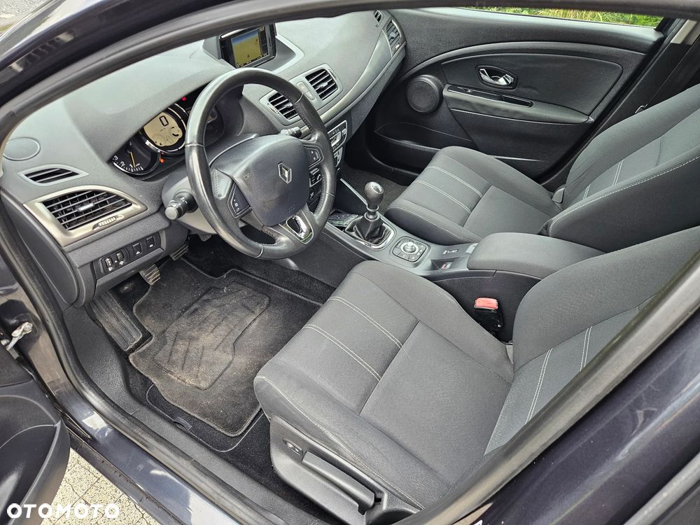 Renault Megane ENERGY TCe 115 Start & Stop Authentique - 8