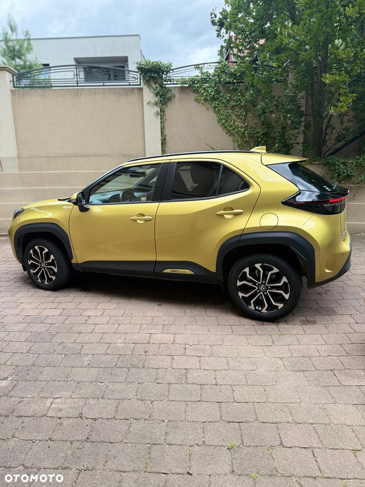 Toyota Yaris Cross Hybrid 1.5 Executive - 12