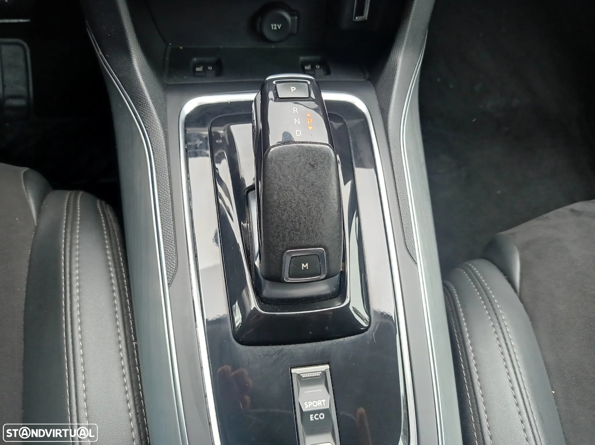 Peugeot 308 1.2 PureTech Allure EAT8 - 11