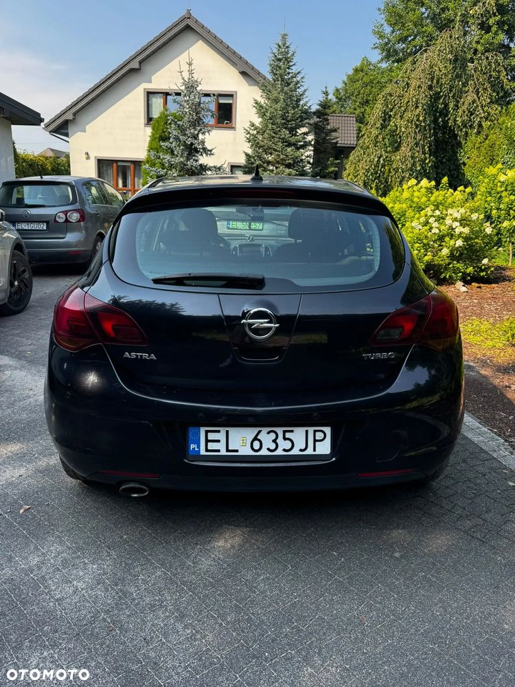 Opel Astra 1.6 T 111 - 6
