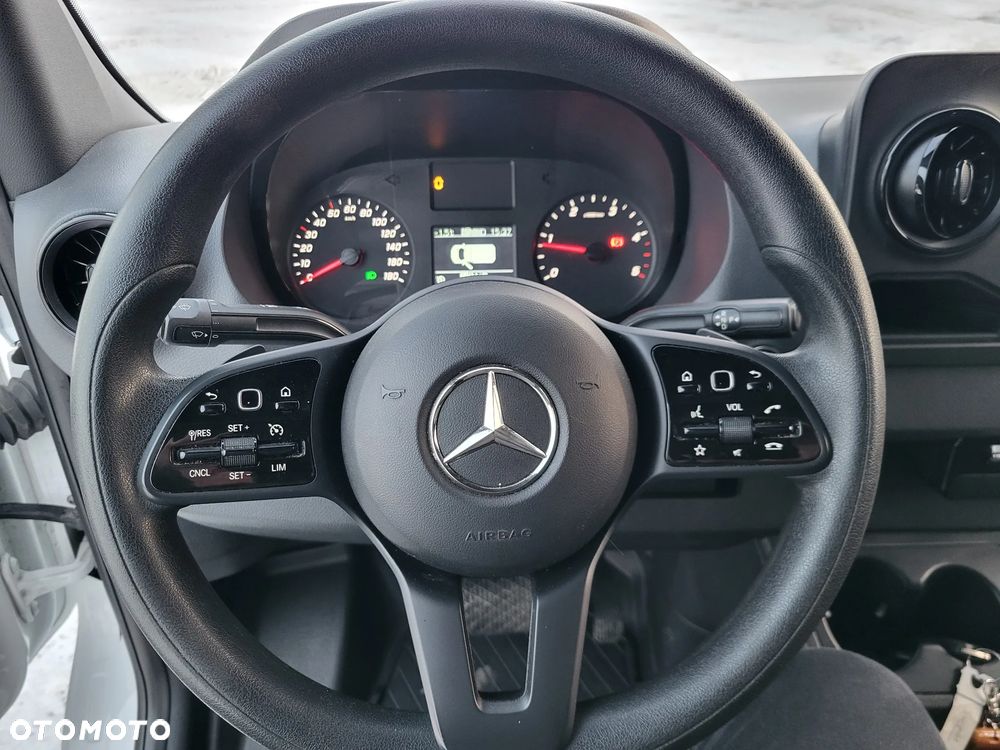 Mercedes-Benz Sprinter 317 Autolaweta najazd alu Hak 3500kg - 21